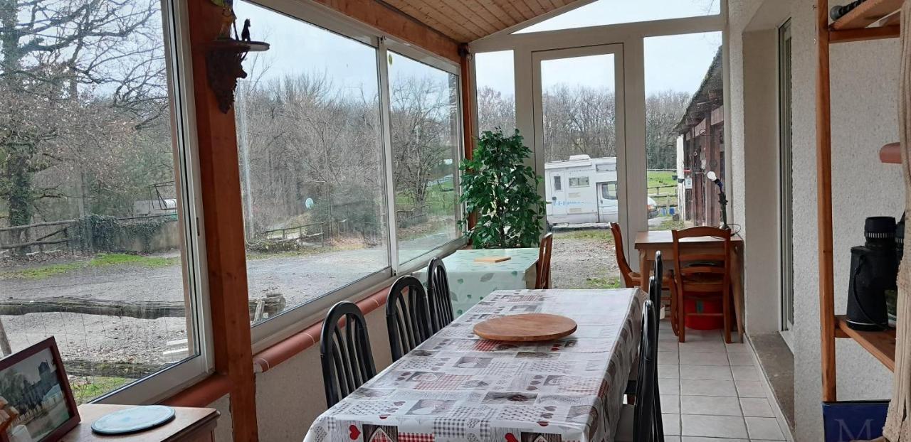 Ferme Equestre Des Abrons Villa Pailloles ภายนอก รูปภาพ
